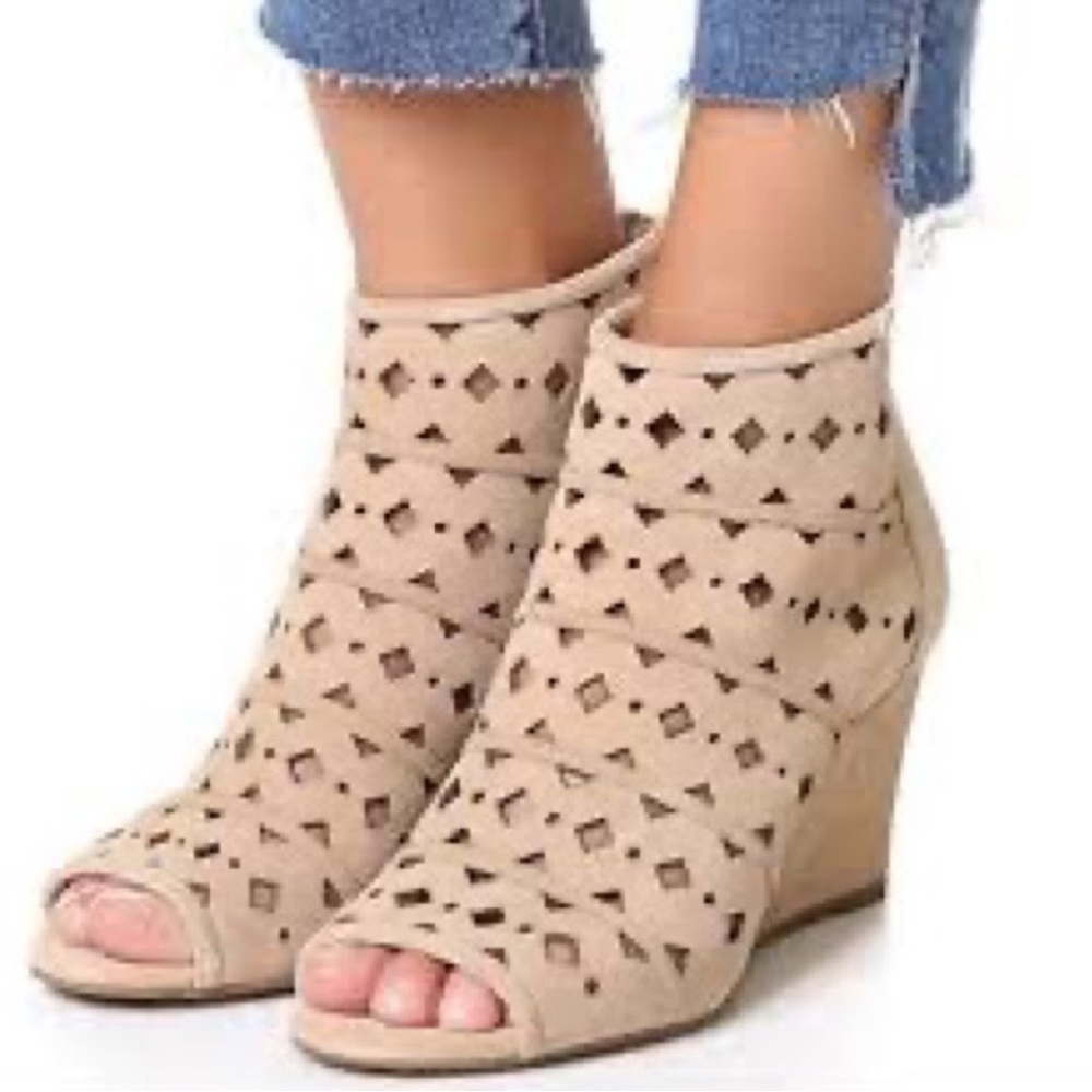 Michael Michael Kors Uma Suede Open Toe Wedge Booties 7